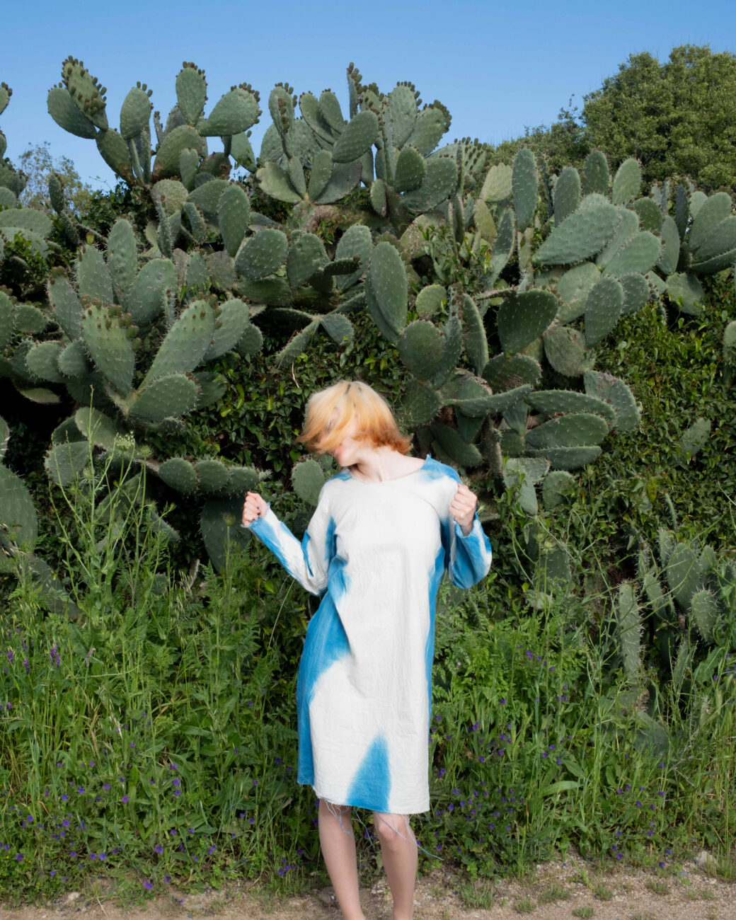 ALESSA JOOSTEN – Blue print dress –